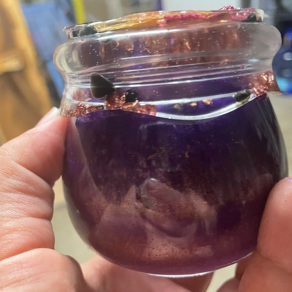 Custom Made Resin Honey Jar - Picture 6 of 9